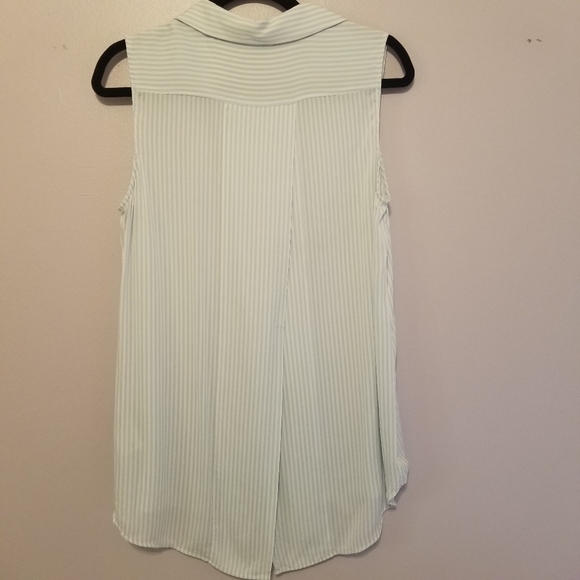 Banana Republic Striped Sleeveless Silk Shirt - Picture 3 of 6